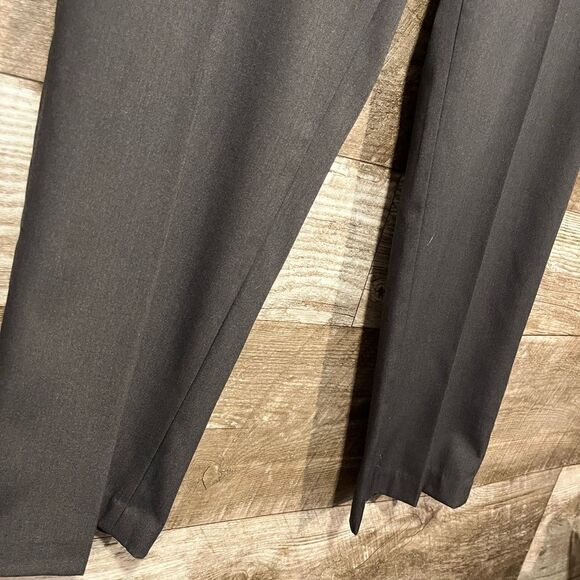 Van Heusen charcoal gray dress pants 32x30 - Picture 2 of 7